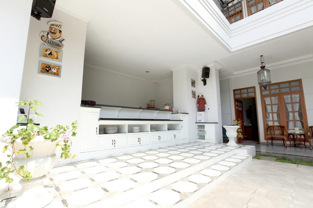 De' Halimun Guest House Bandung Esterno foto