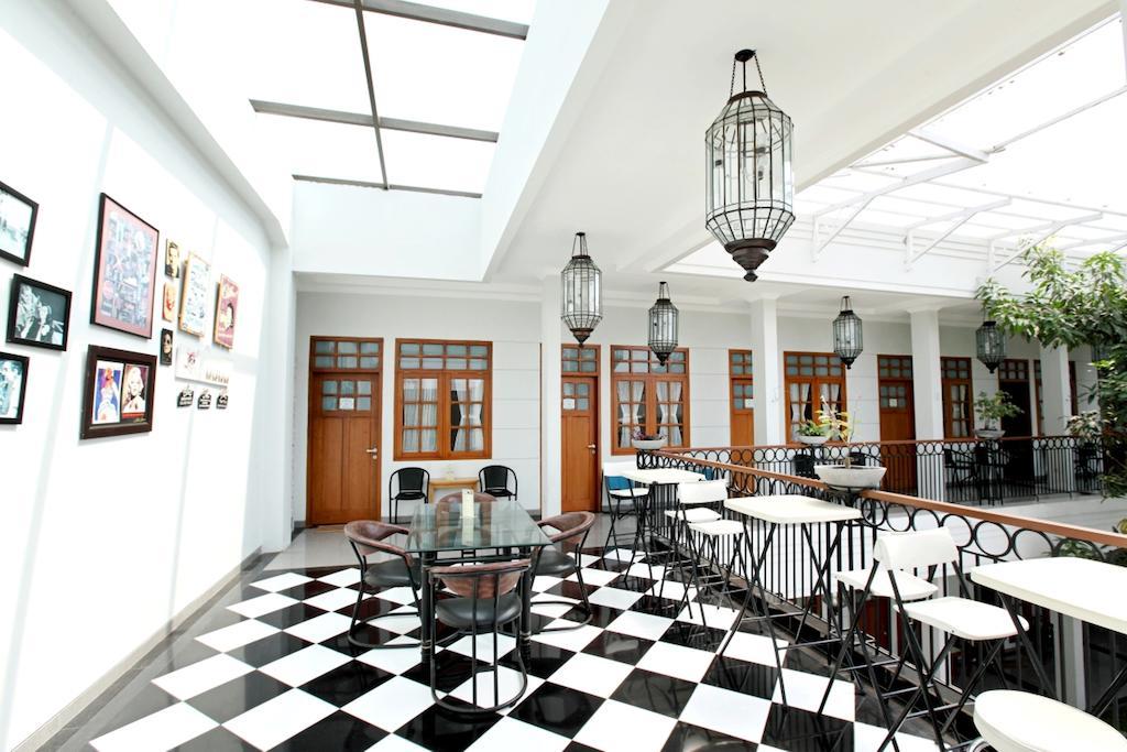 De' Halimun Guest House Bandung Esterno foto